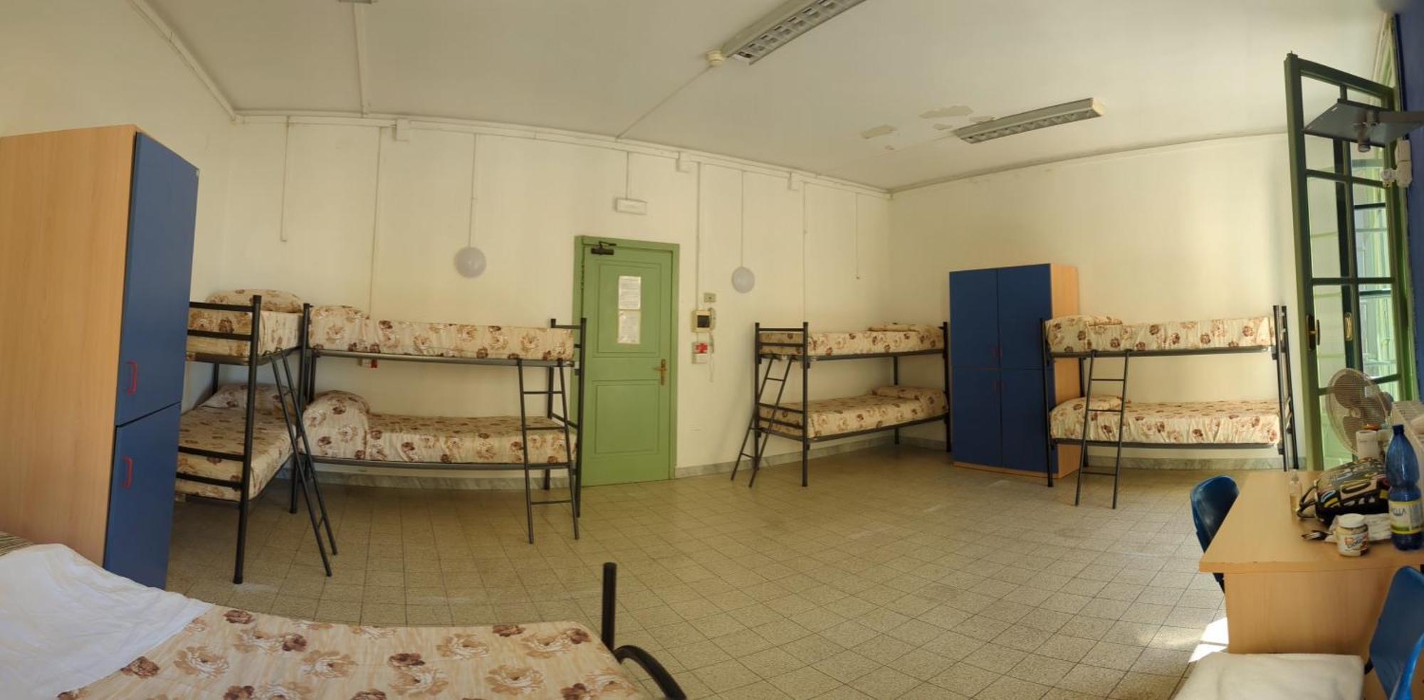 Litus Roma Hostel Lido di Ostia Exterior photo