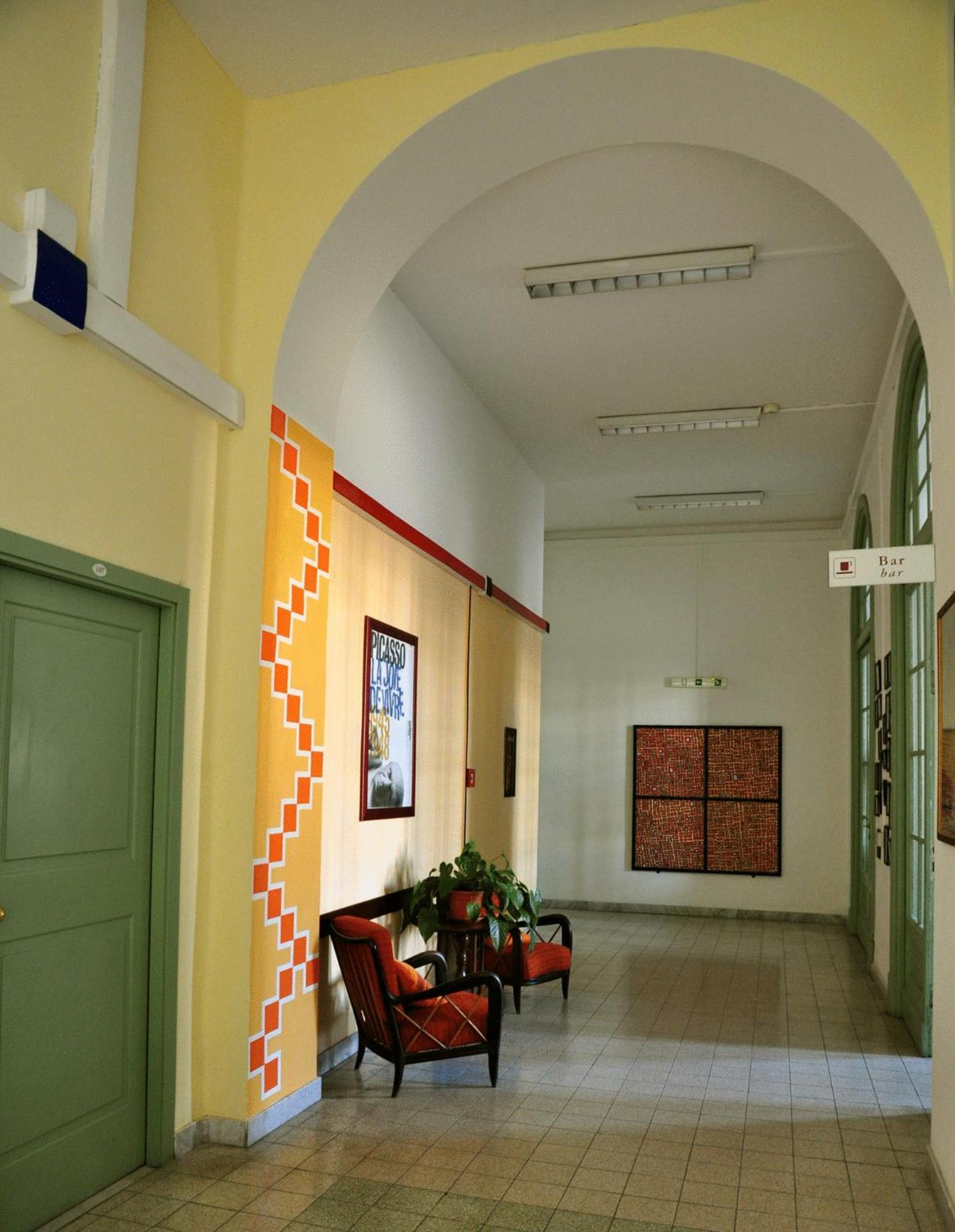 Litus Roma Hostel Lido di Ostia Exterior photo Interior of the museum
